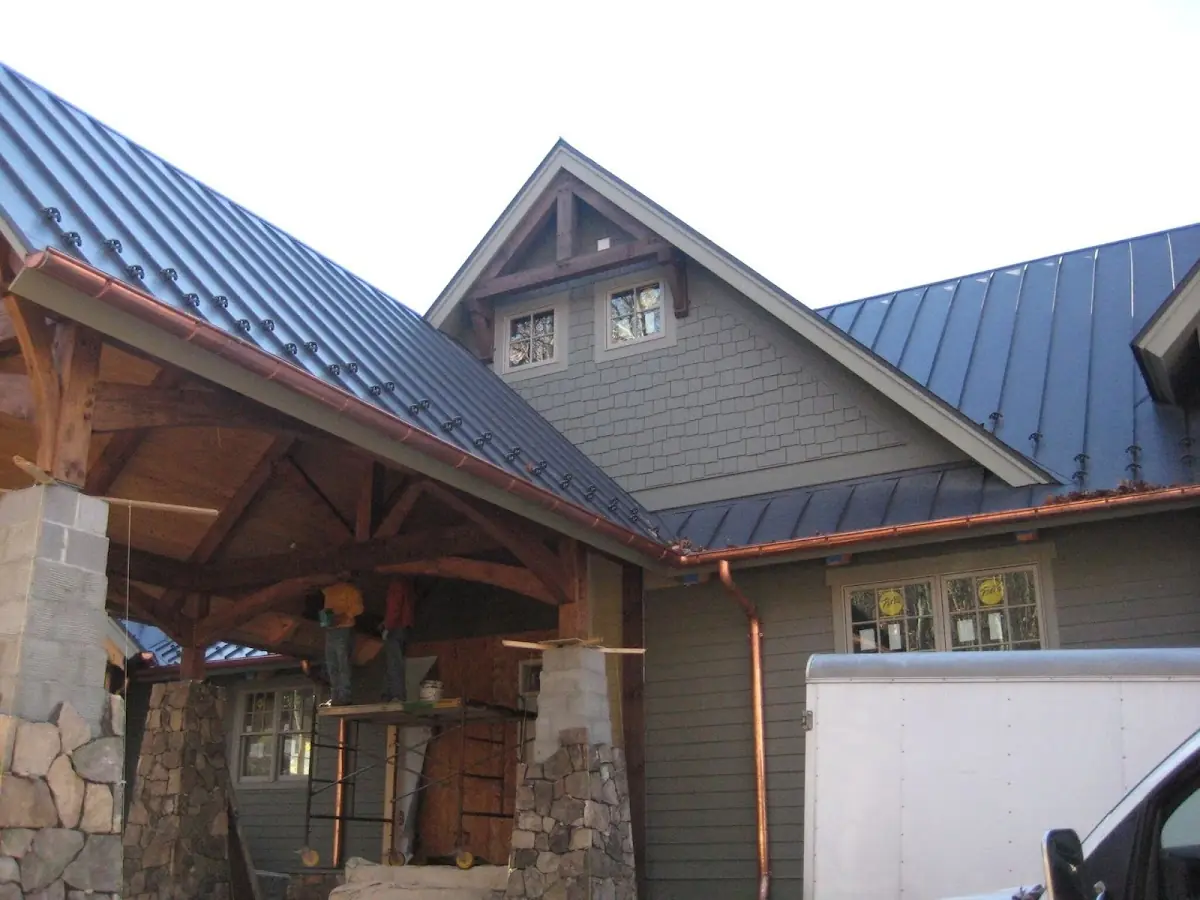 Craftsman Roofing team delivering quality roofing work in Crest Hill